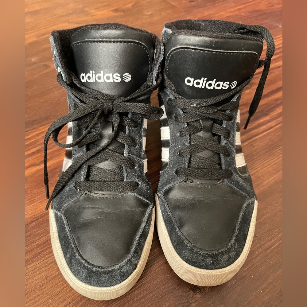 Adidas Mens BBNEO Raleigh F38137 Black
Basketball Shoes Sneakers Size 5.5
